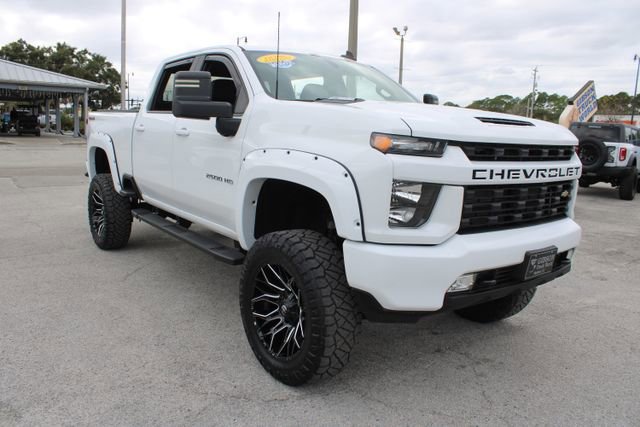 Used 2022 Chevrolet Silverado 2500 LT w/ Convenience Package image 14