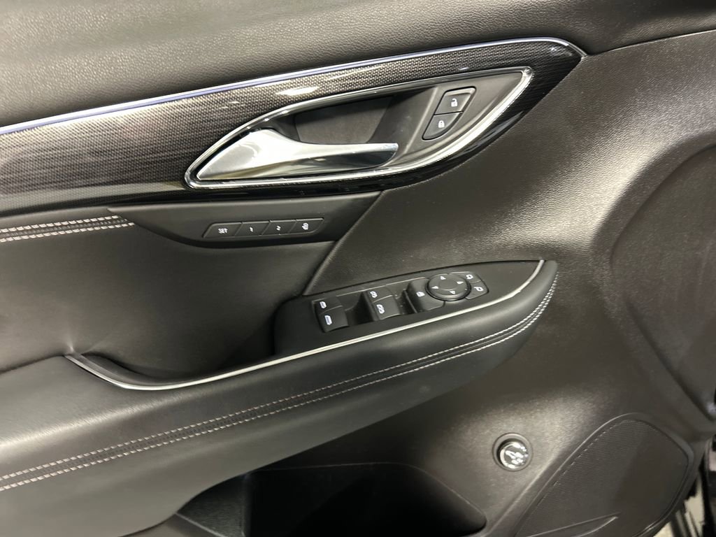Used 2023 Buick Envision Essence w/ Sport Touring Package image 14