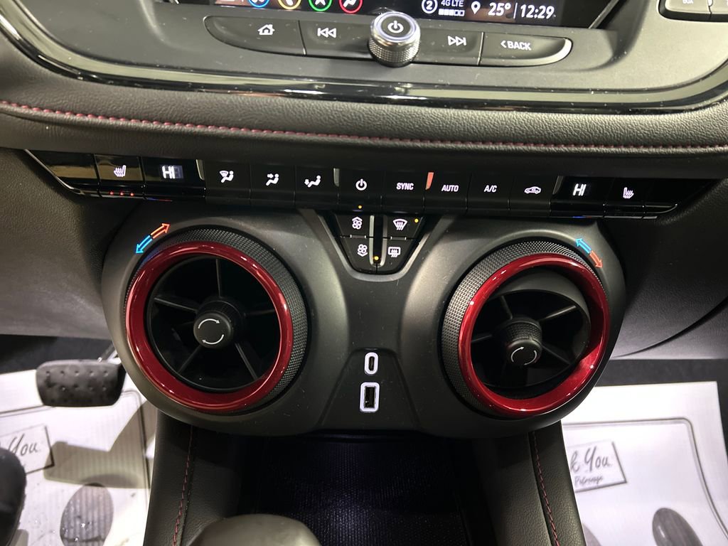 Used 2022 Chevrolet Blazer RS FWD image 19