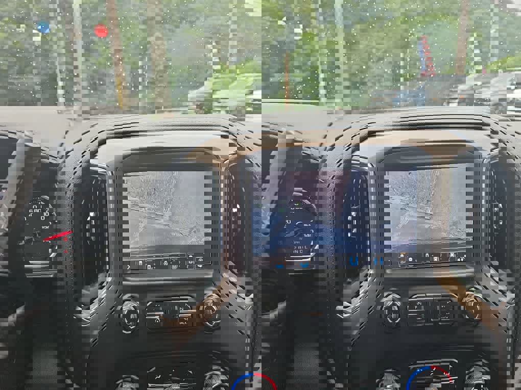 Used 2019 Chevrolet Silverado 1500 High Country w/ Technology Package image 26