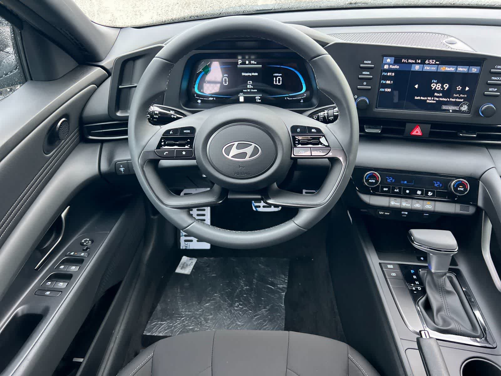 New 2026 Hyundai Elantra Sport FWD image 15