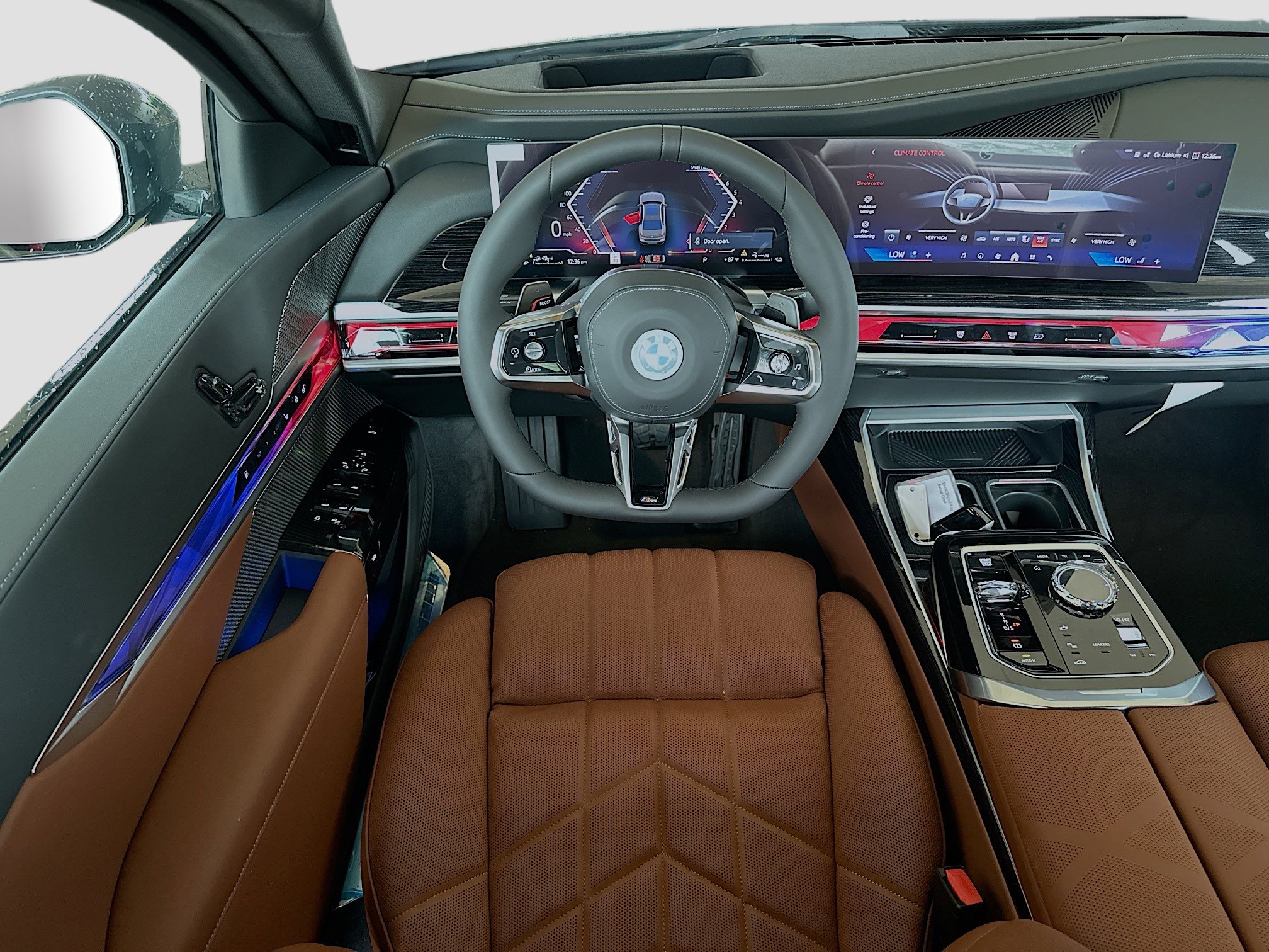 New 2026 BMW 750e xDrive w/ Premium Package image 17