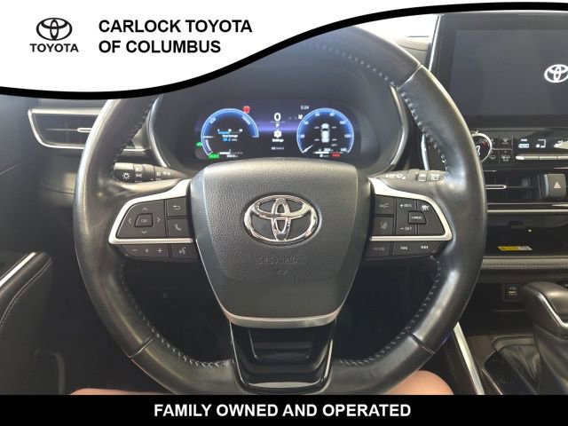 Used 2023 Toyota Highlander Platinum image 24