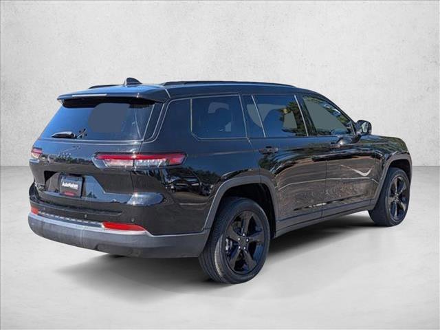 Used 2022 Jeep Grand Cherokee L Laredo image 5