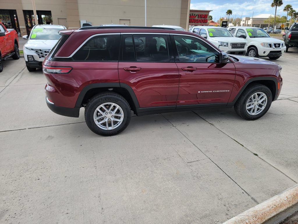 New 2026 Jeep Grand Cherokee Laredo X AWD/4WD image 7