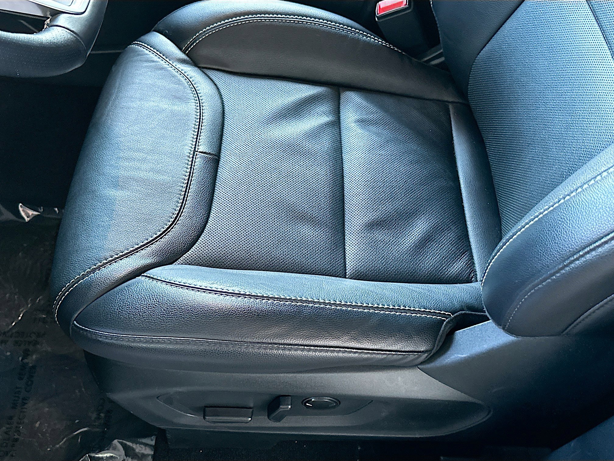 Used 2023 Ford Explorer ST w/ Equipment Group 401A image 20