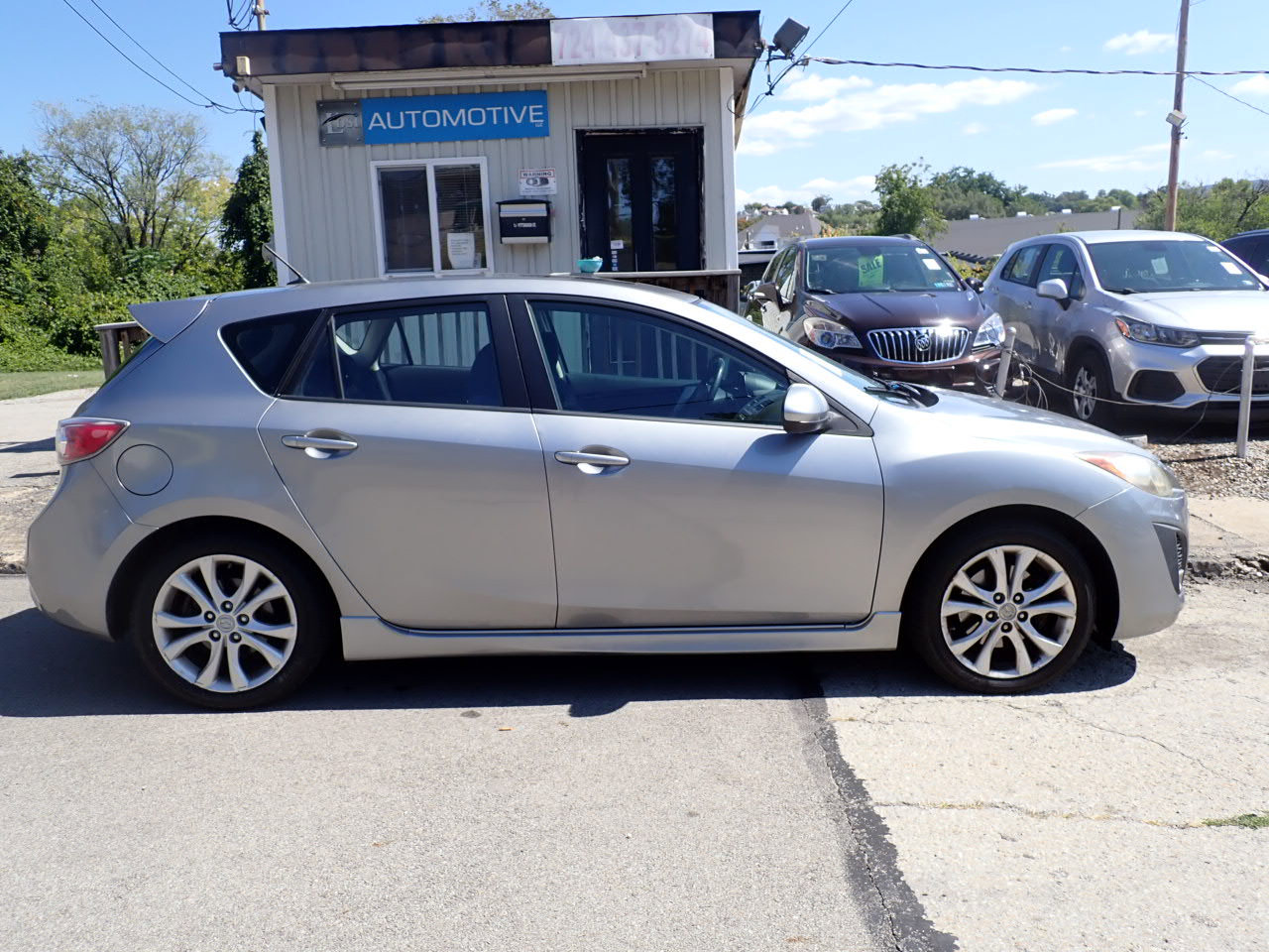 Used 2010 MAZDA MAZDA3 s Sport image 2