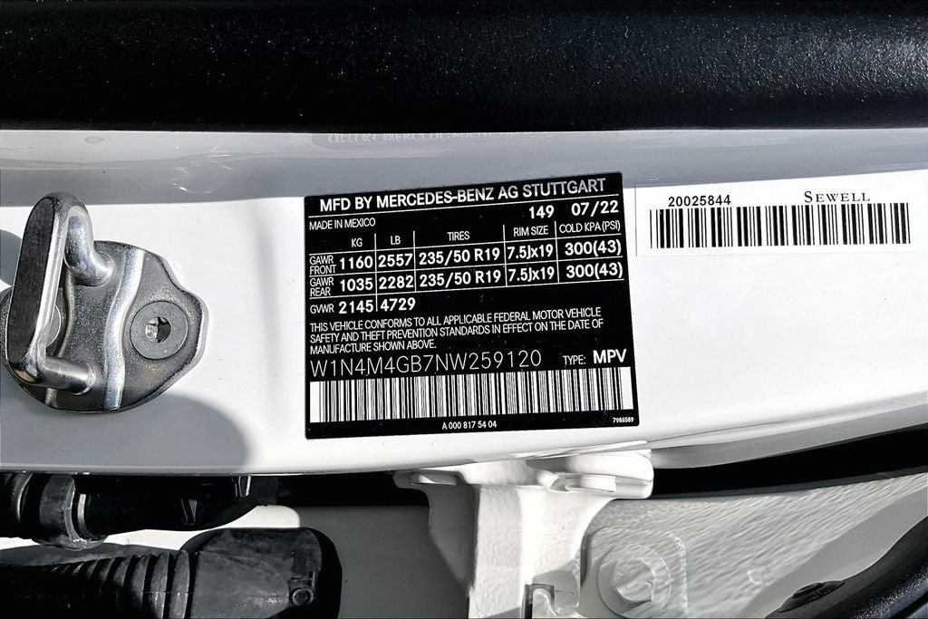Used 2022 Mercedes-Benz GLB 250 image 45
