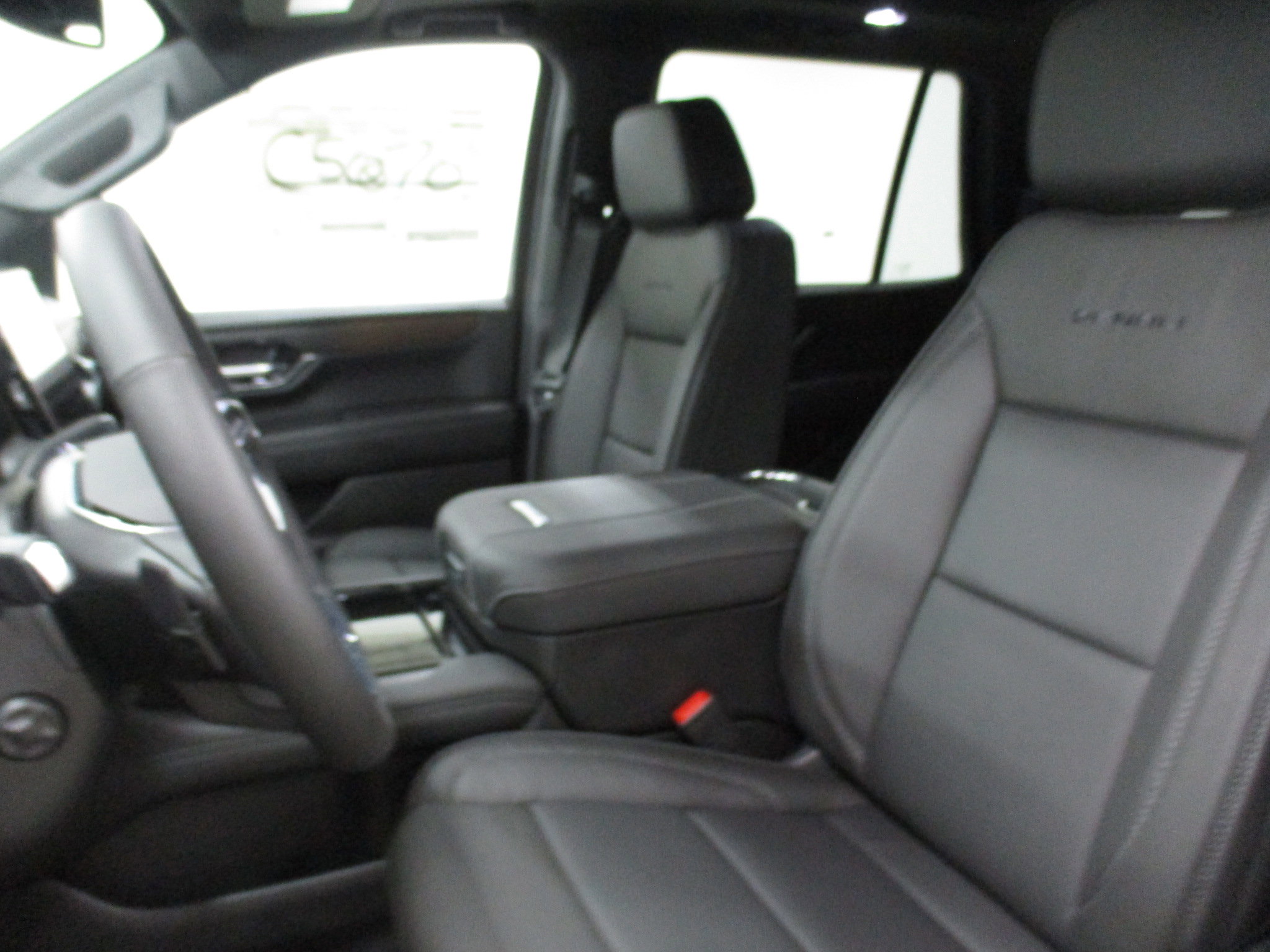New 2026 GMC Yukon Denali AWD/4WD image 15