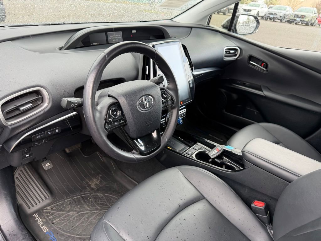 Used 2020 Toyota Prius Prime Limited FWD image 15