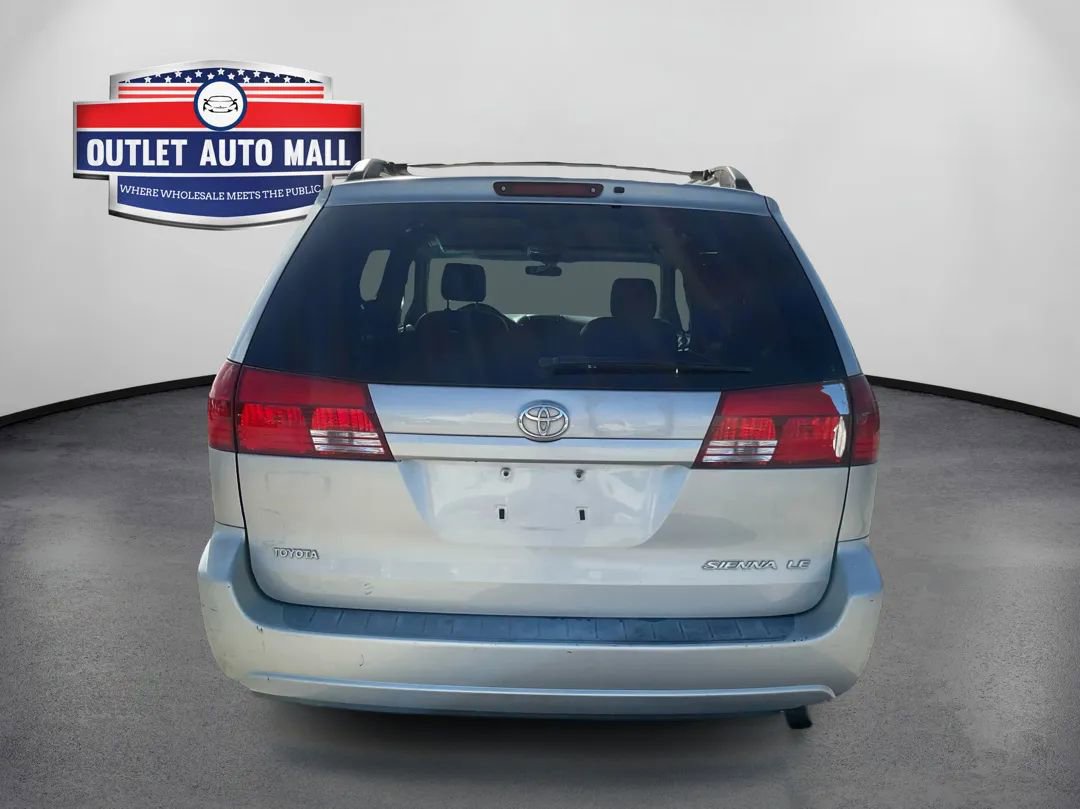 Used 2005 Toyota Sienna CE image 4