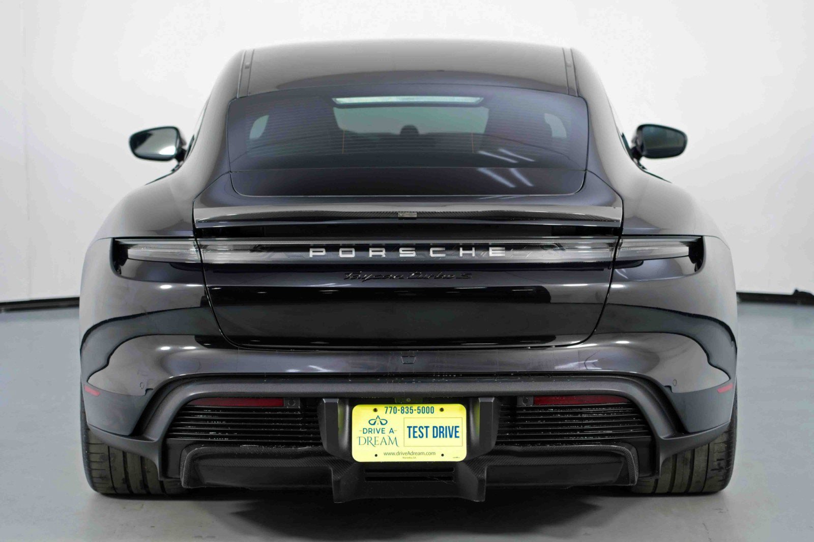 Used 2022 Porsche Taycan Turbo S image 57