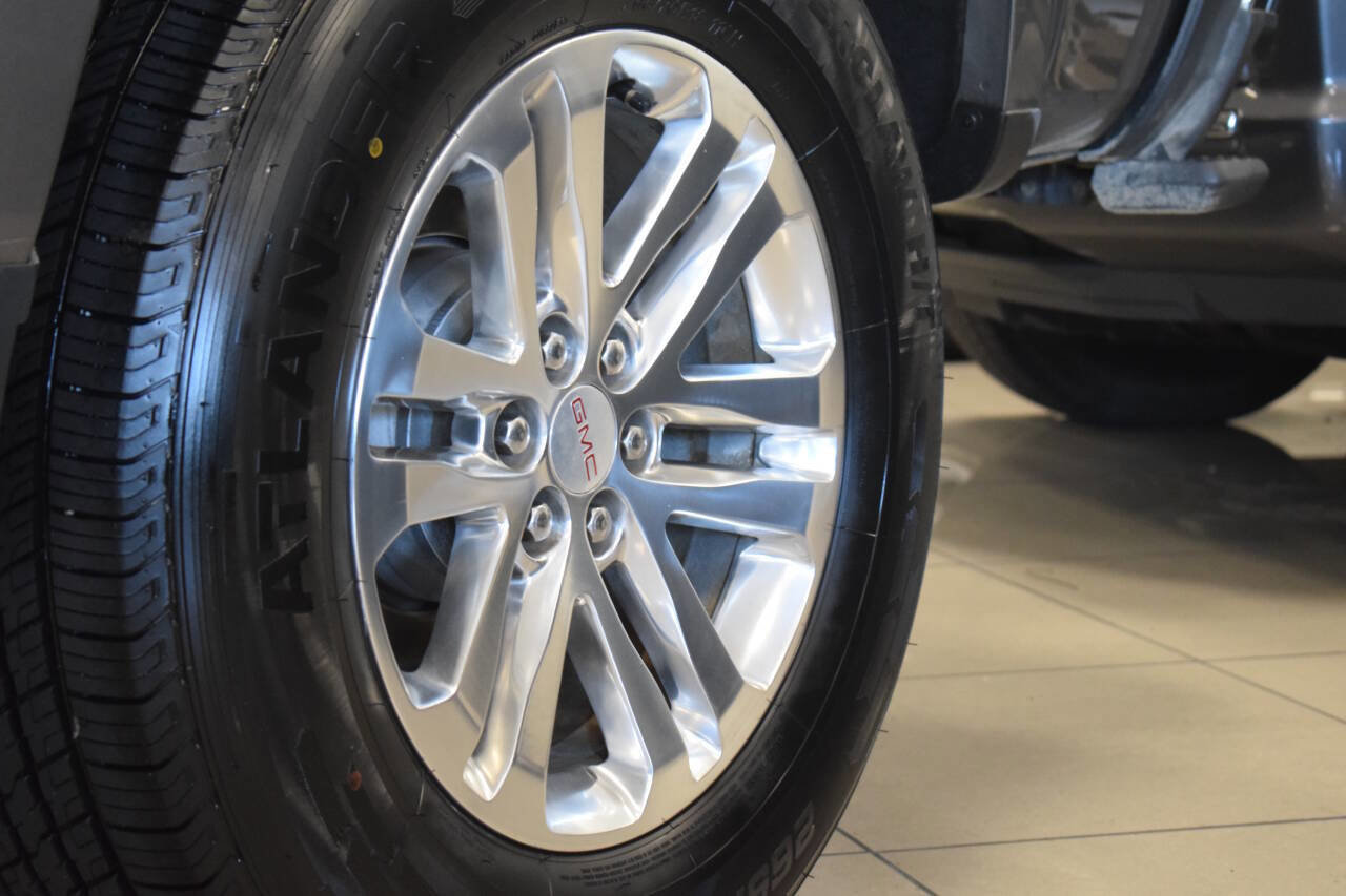 Used 2015 GMC Canyon SLT w/ Driver Alert Package image 26