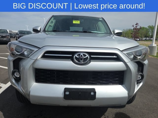 Used 2021 Toyota 4Runner SR5 AWD/4WD image 3