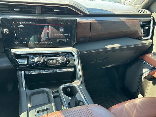 Used 2024 GMC Sierra 3500 Denali Ultimate image 11