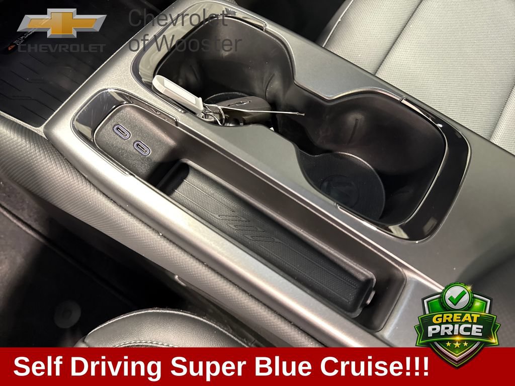 New 2025 Chevrolet Equinox EV RS w/ Active Safety Package 3 AWD/4WD image 22
