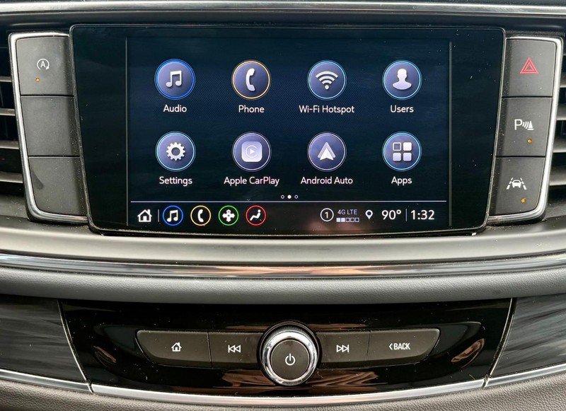 Used 2022 Buick Enclave Essence w/ Experience Buick Package FWD image 25