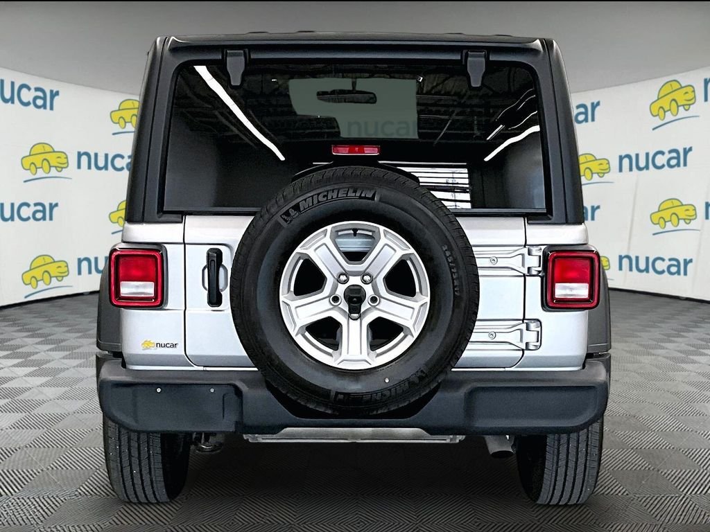 Used 2023 Jeep Wrangler Sport AWD/4WD image 5