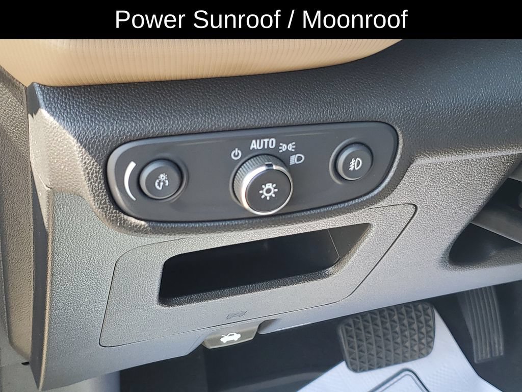 Certified 2022 Chevrolet TrailBlazer ACTIV w/ Sun and Liftgate Package FWD image 11