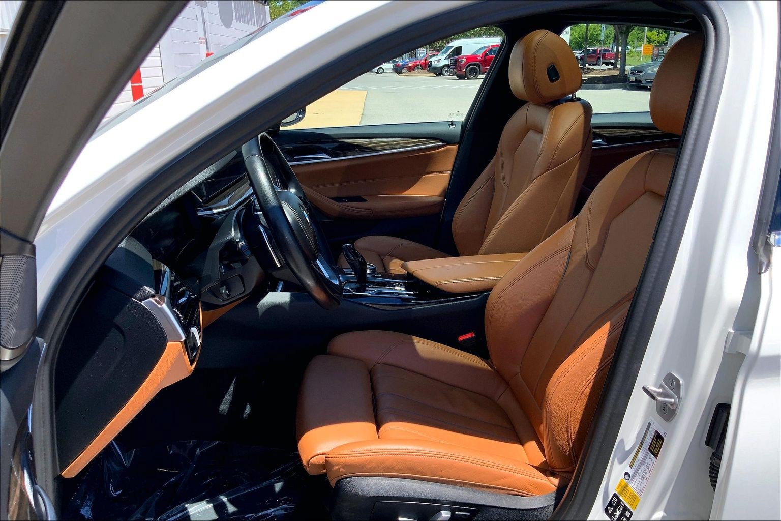Used 2022 BMW 530i xDrive w/ Premium Package AWD/4WD image 30