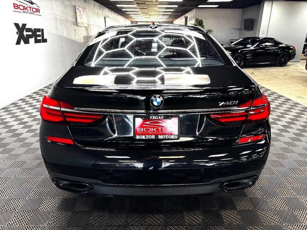 Used 2016 BMW 740i image 13