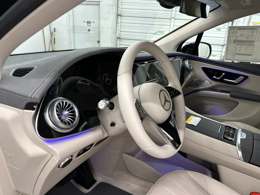 New 2027 Mercedes-Benz EQS 400 4MATIC SUV image 12