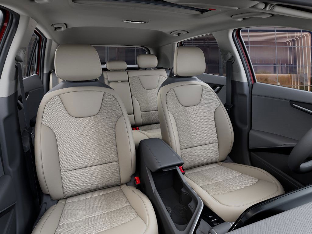 New 2025 Kia Niro EX Touring image 15