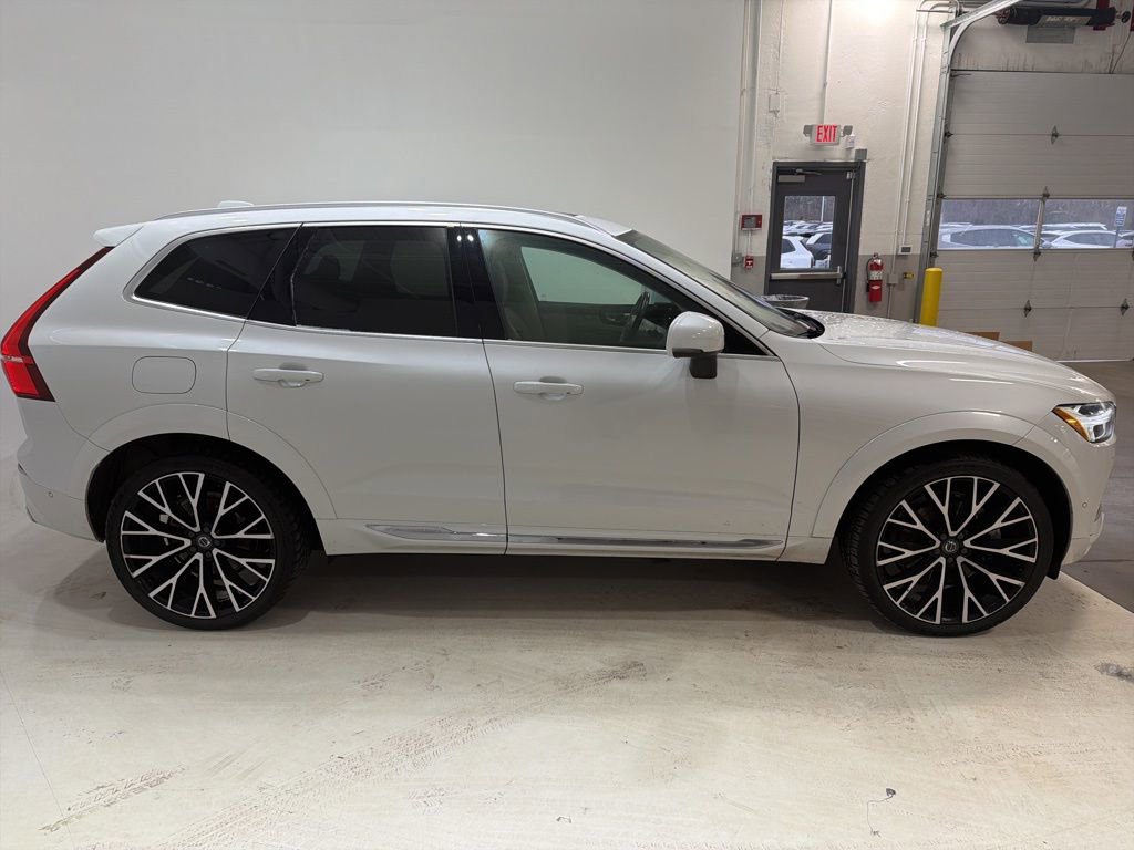 Used 2019 Volvo XC60 T6 Inscription w/ Protection Package Premier image 5
