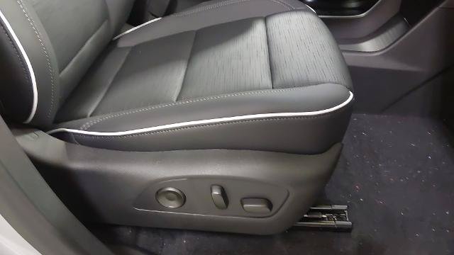 New 2026 Buick Enclave Sport Touring w/ Power Package AWD/4WD image 27