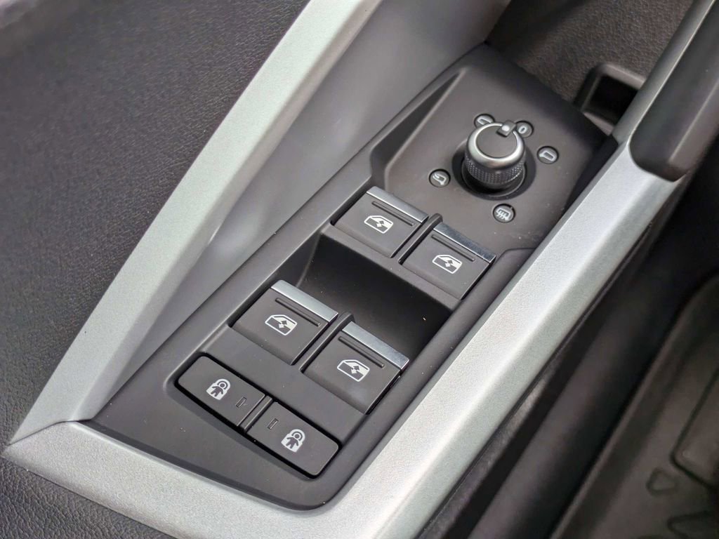 Used 2021 Audi Q3 2.0T Premium w/ Convenience Package image 26