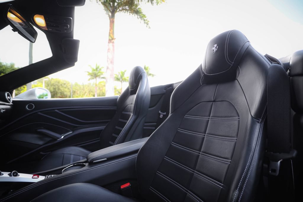 Used 2015 Ferrari California T RWD image 46