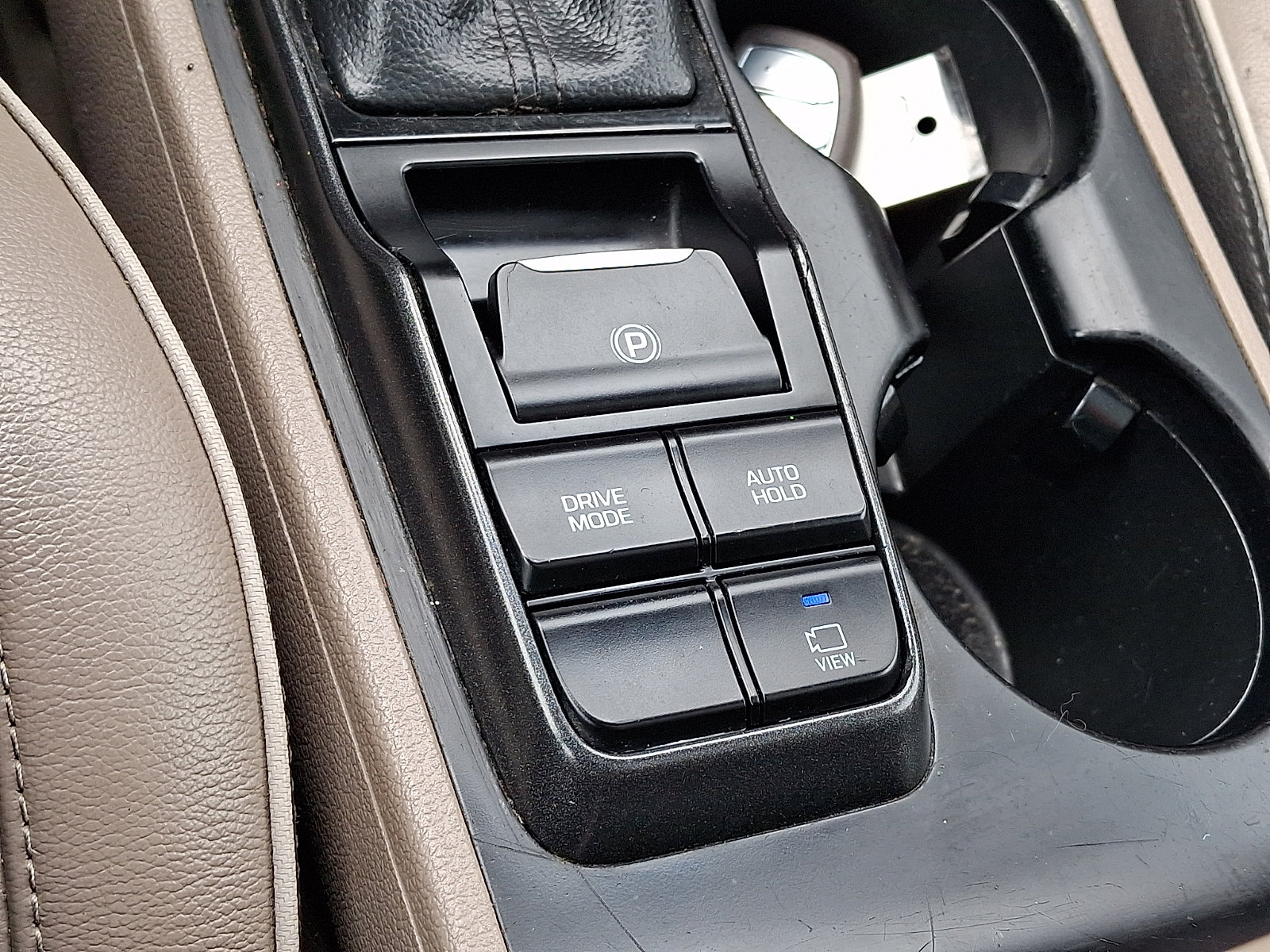Used 2019 Hyundai Tucson Ultimate w/ Cargo Package FWD image 26