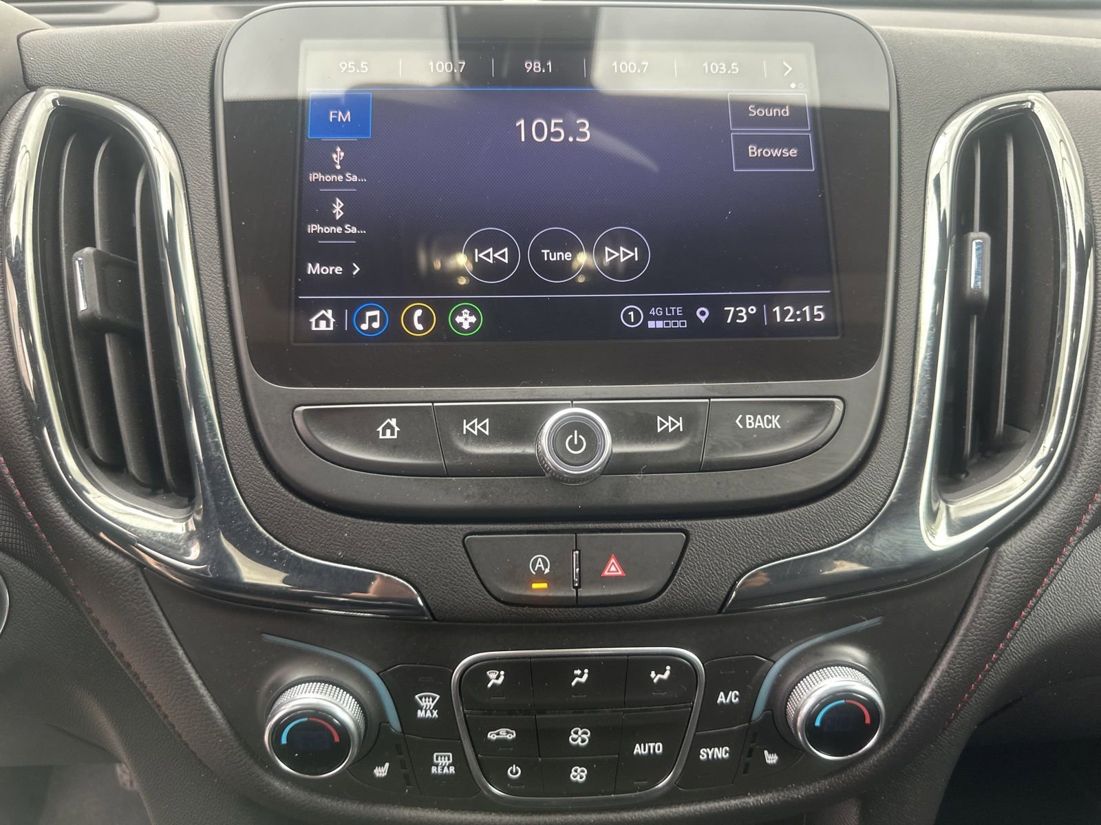 Used 2024 Chevrolet Equinox RS w/ RS Leather Package image 23