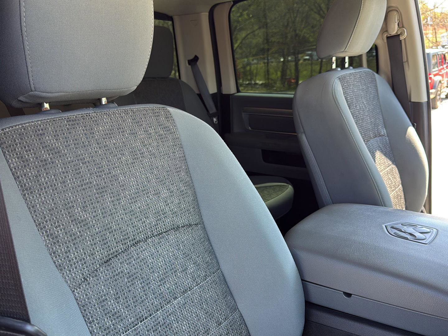 Used 2015 RAM 1500 Outdoorsman w/ Pittsburgh Penguins Edition AWD/4WD image 38