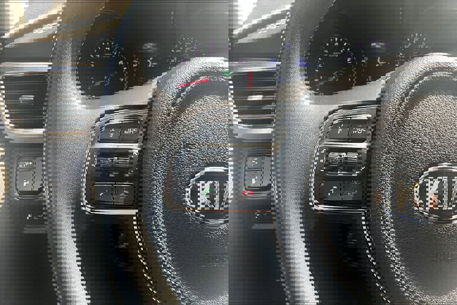 Used 2018 Kia Optima EX FWD image 24