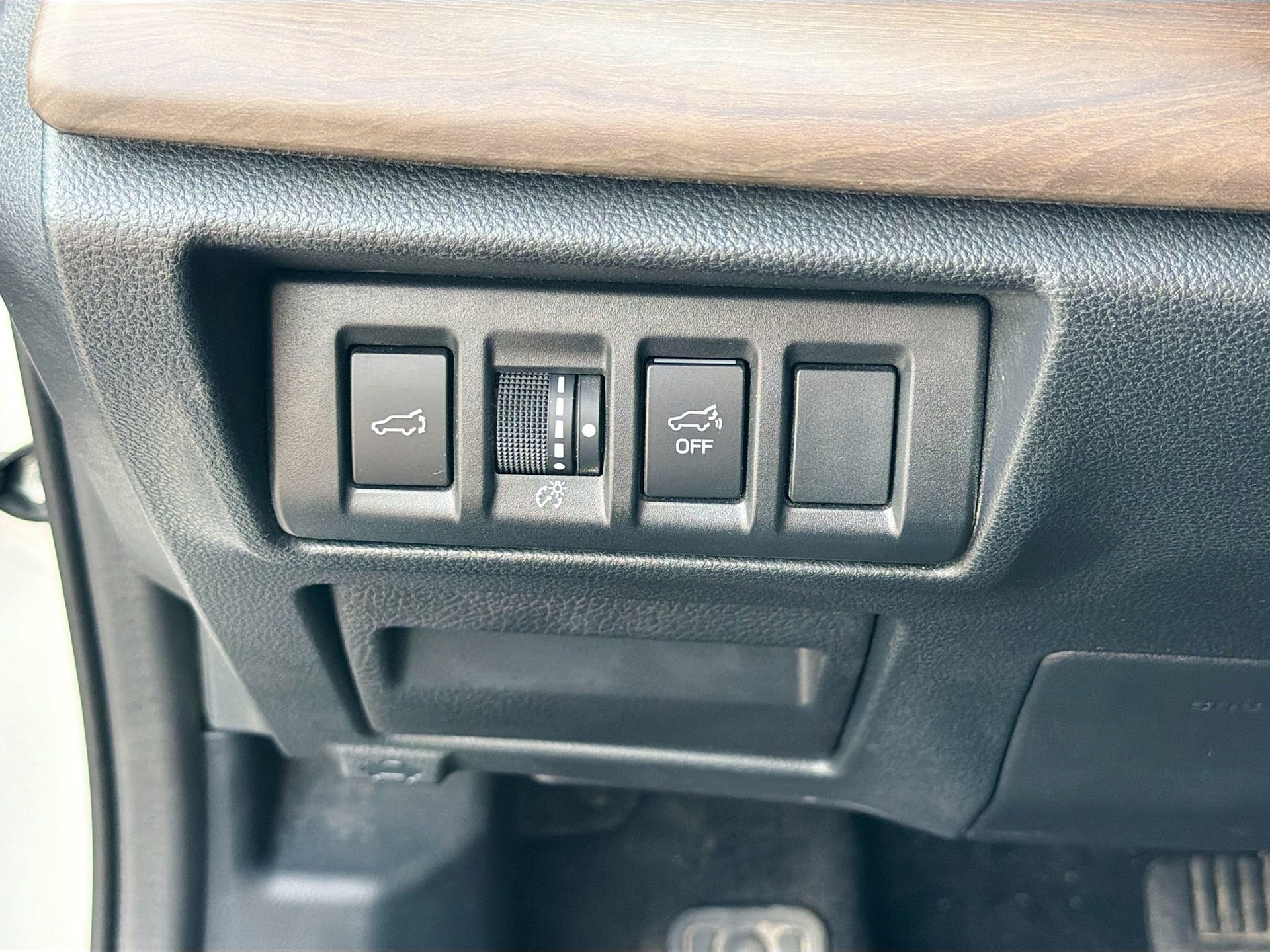 Used 2023 Subaru Outback Limited XT image 36