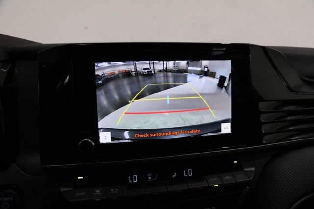 Used 2025 Toyota Camry SE FWD image 25