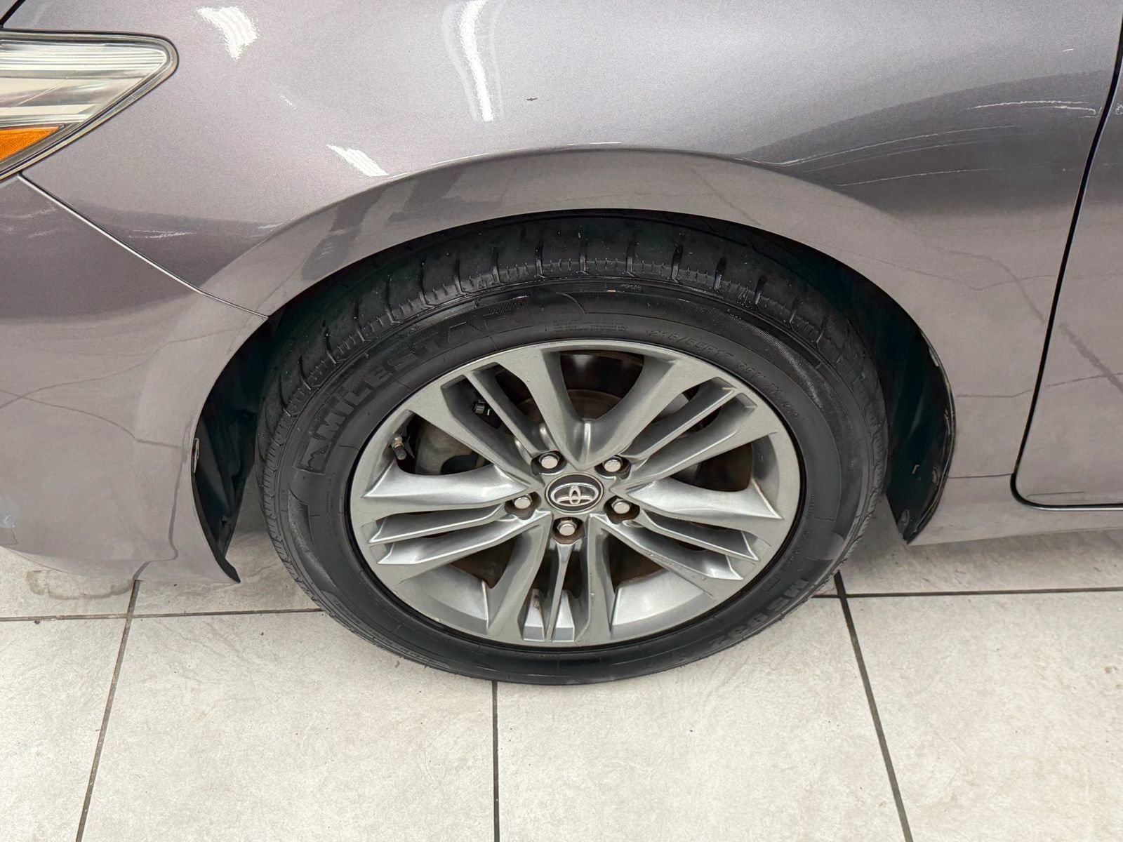 Used 2016 Toyota Camry SE FWD image 32