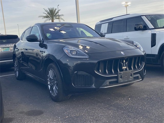 Used 2024 Maserati Grecale GT image 3