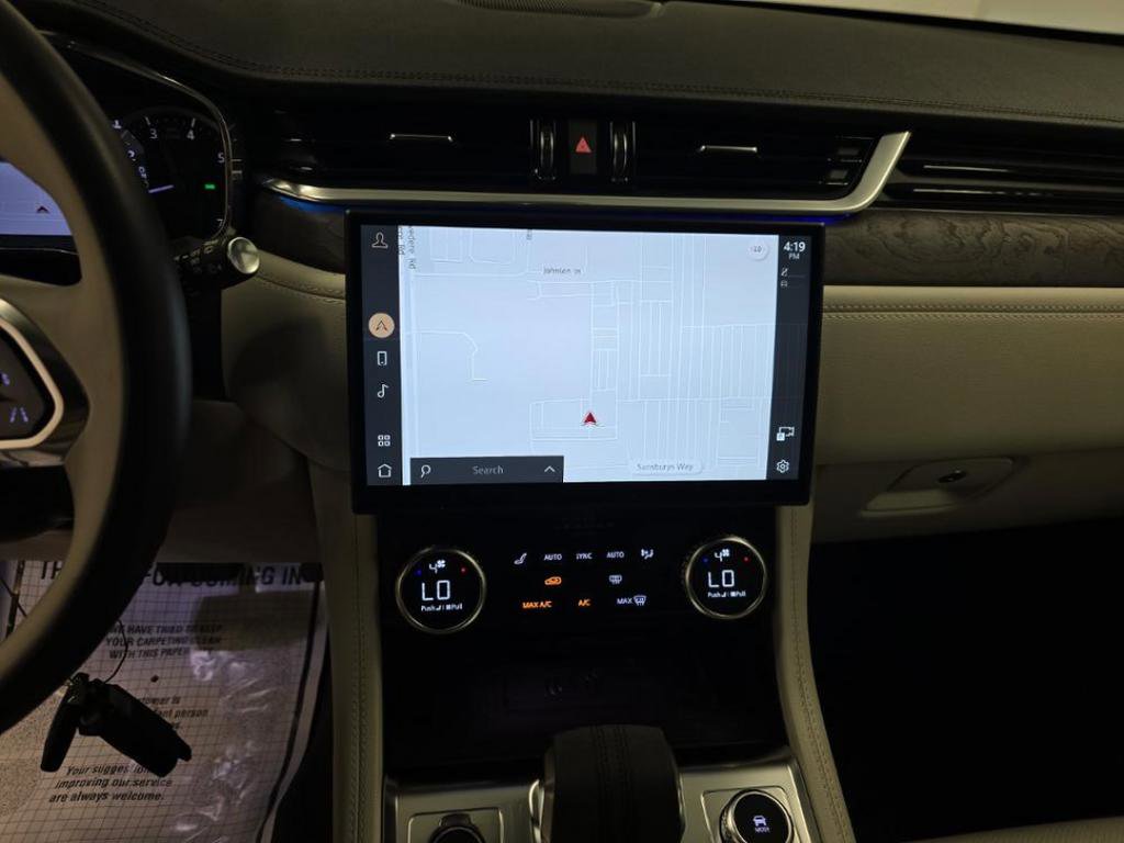 Used 2023 Jaguar F-PACE S AWD/4WD image 8