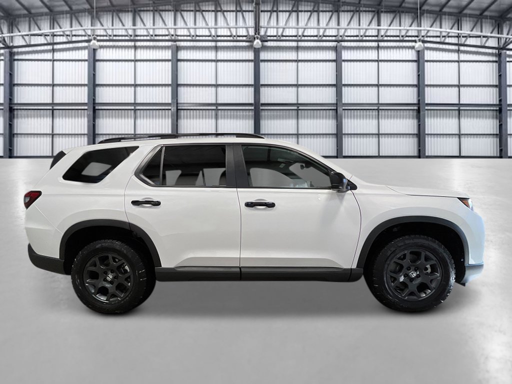 New 2026 Honda Pilot TrailSport image 8