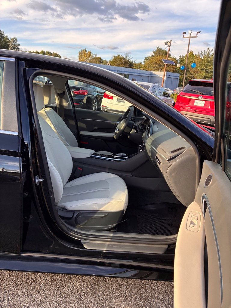 Certified 2023 Hyundai Sonata SEL FWD image 19