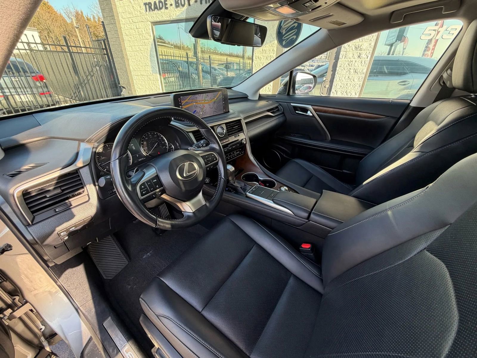 Used 2020 Lexus RX 350L Premium w/ Premium Package image 33