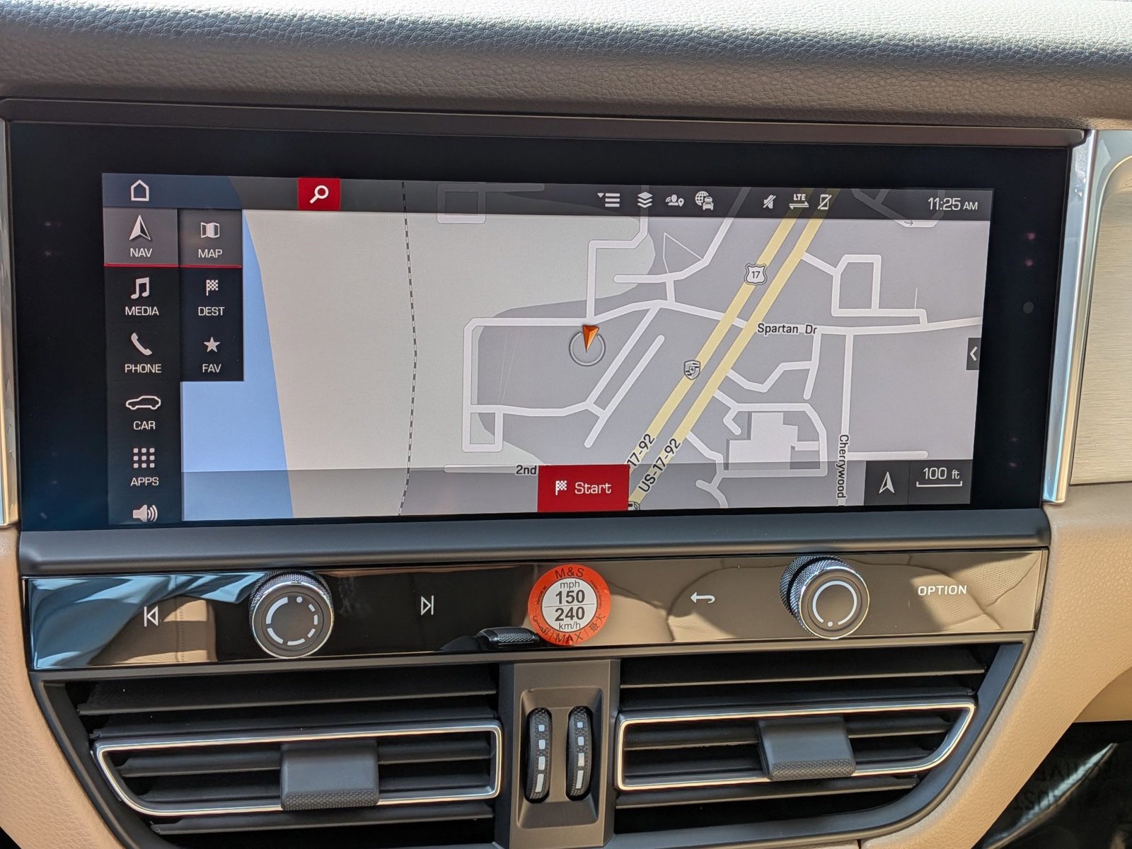 New 2026 Porsche Macan image 20