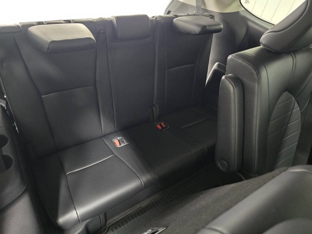 Used 2022 Toyota Highlander XLE image 22