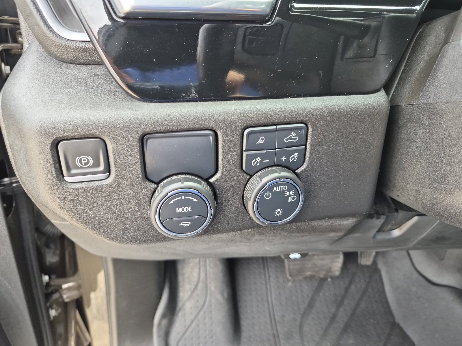 Used 2023 Chevrolet Silverado 1500 LT w/ All Star Edition Plus image 27