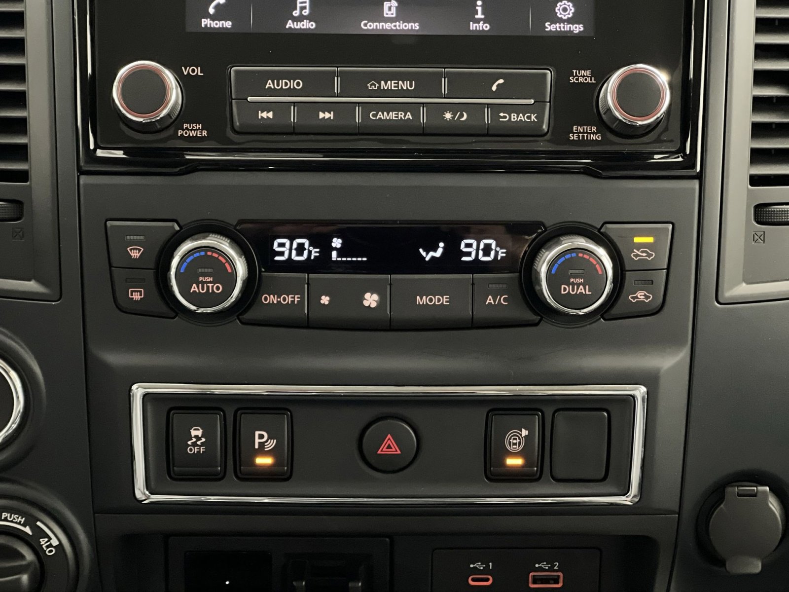 Used 2024 Nissan Titan SV w/ SV Convenience Package image 20