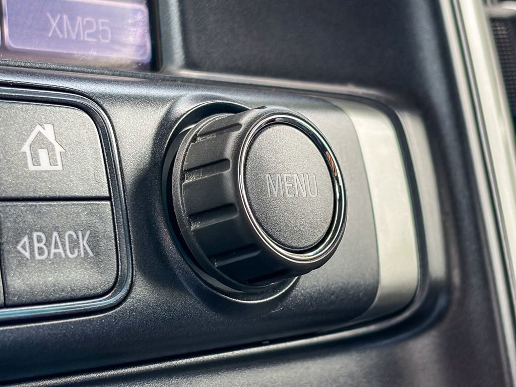 Used 2018 Chevrolet Silverado 1500 LT w/ All Star Edition AWD/4WD image 28