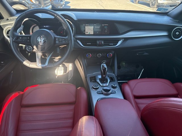 Used 2024 Alfa Romeo Stelvio Veloce image 27