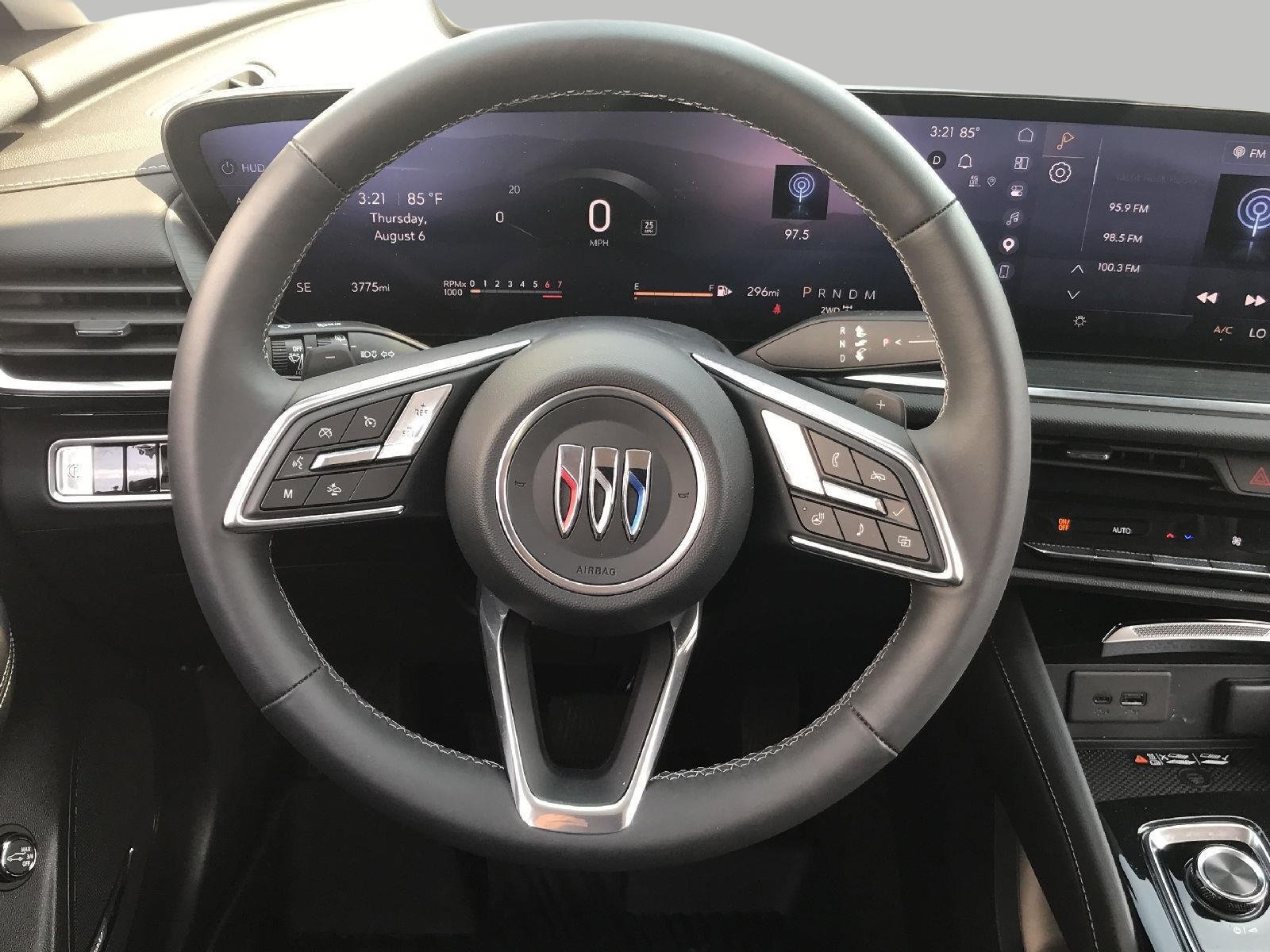 Used 2026 Buick Envision Preferred AWD/4WD image 17